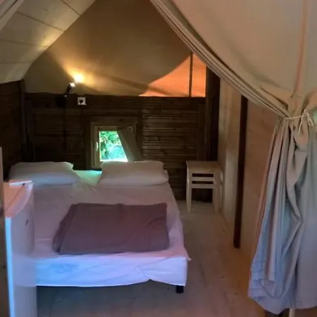 Camping Onlycamp La Confluence Savonnières Extérieur photo