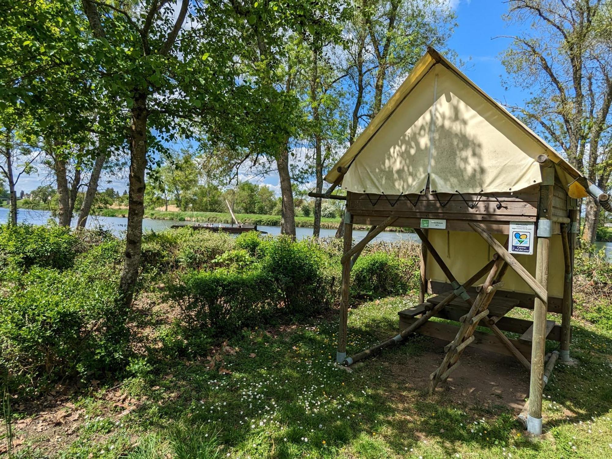 Campingplatz Onlycamp La Confluence *